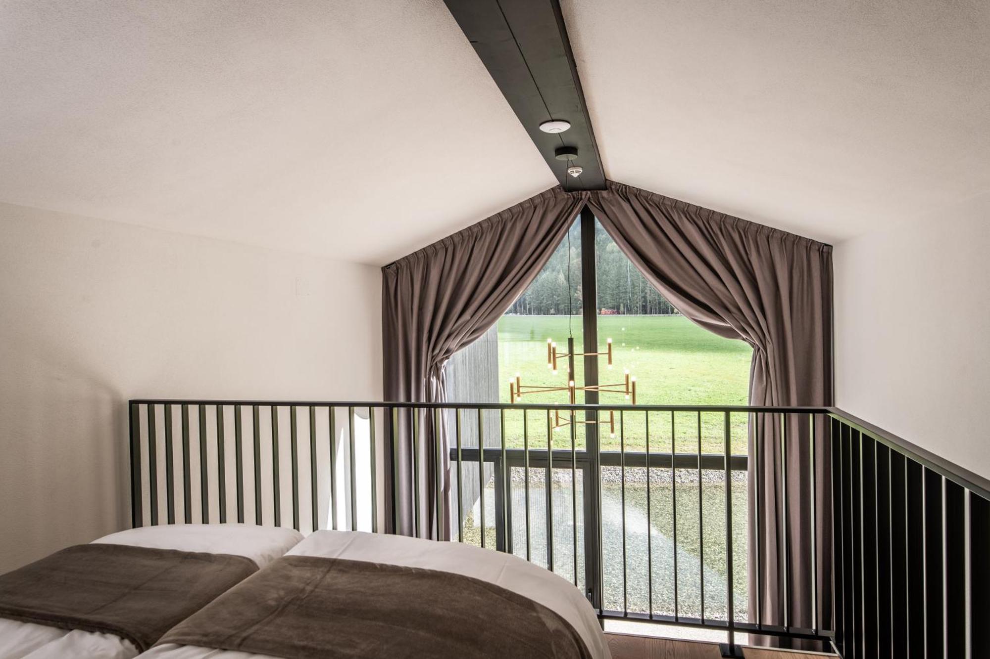 Sandgold Alpine Glamping Campo Tures Exterior photo